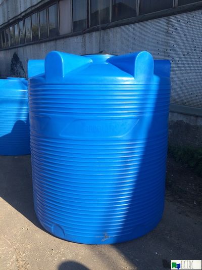 Емкость V 3000 литров