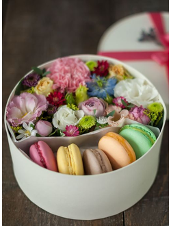 Коробка с макарунами "Blanche"