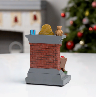 Новогодний сувенир с подсветкой «Дед Мороз у камина» 13 × 9 × 6 см