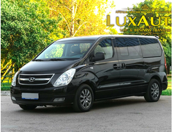 Hyundai GRAND STAREX. 8 мест.