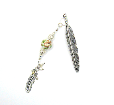 Закладка для книг "Ангельский сад" с бусиной Тенша и речным жемчугом