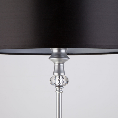 Напольный светильник