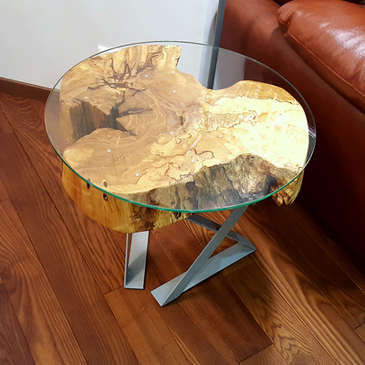 столик из березы под стеклом