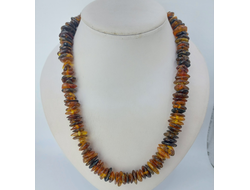 Бусы простые из темно-зеленого янтаря