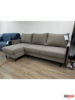 Стен с оттоманкой