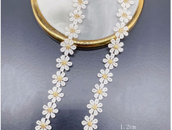 КРУЖЕВНАЯ ЛЕНТА, 1.2 СМ. АРТ. К-00013, 1 МЕТР. ЦВЕТ: Белый/золотистый