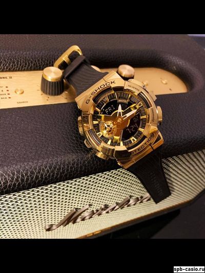 Часы Casio G-Shock GM-110G-1A9ER