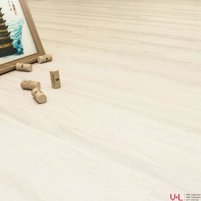 Кварцвиниловая плитка EcoClick EcoWood Дуб Гент NOX-1704 43 класс толщина 2.3 мм с фаской клеевая 3.89 м2