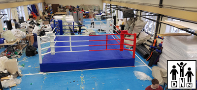 Ринг боксерский на помосте разборный