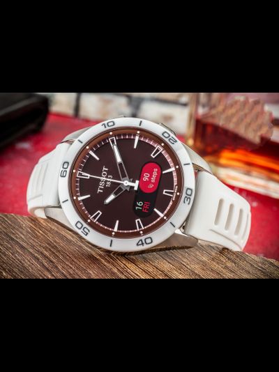 Швейцарские часы Tissot T153.420.47.051.03