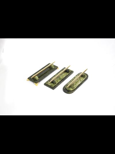 Подставка из змеевика с ручкой