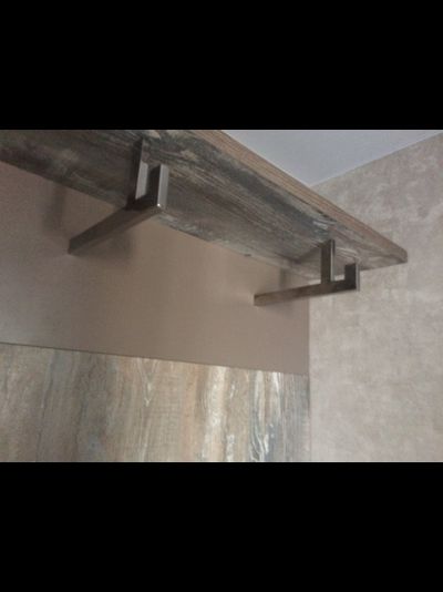 Кронштейн крепления полки