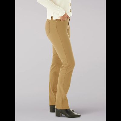 Джинсы Lee® Women's Legendary Regular Straight Jean