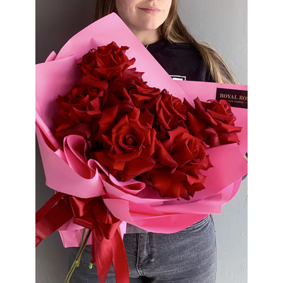 Букет из красных французских крупных роз