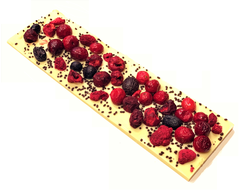 Шоколадная плитка - Белый шоколад 200 грамм. Виноград, клюква, вишня, малина, тёмные криспы.