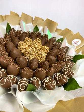 Букет из клубники "Шоколадное наслаждение"