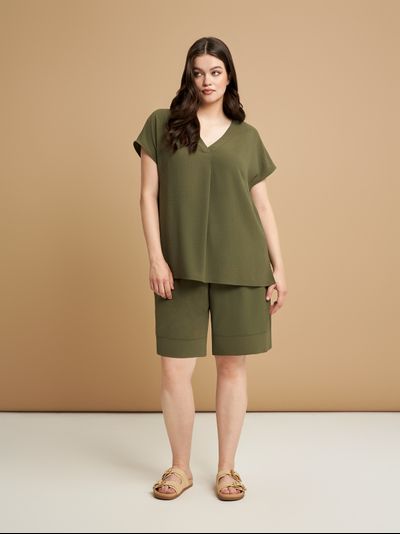 Женская блузка с принтом большого размера в модном бутике XLady