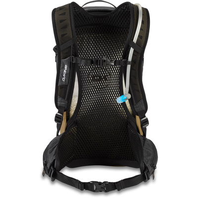 Дышащая спина рюкзака Dakine Seeker 18L Black