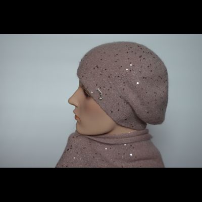 Розовый женский берет вязаный Vizio Италия 6943