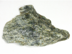 Серпентин, необработанный, дикий образец, Россия, КЧР, Урупский район (48*45*10 мм, 24 г) №37608