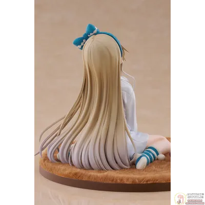 Фигурка 1/7 Махиру Сина (Mahiru Shiina Relax ver.)