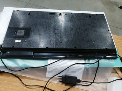 Часы электронные настенные большого размера JH-8025 красные (без будильника)