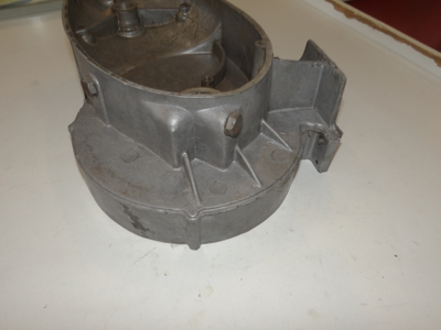 Левая крышка двигателя С3Д