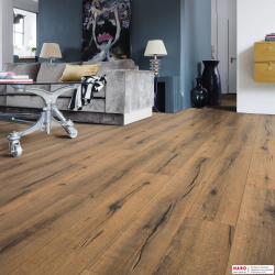 Декор ламината aro Tritty 100 Дуб Италика натур 530335 в интерьере комнаты