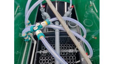 Приемная камера и биозагрузка в станции ЕВРОЛОС ГРУНТ 8 ПР