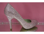 Свадебные туфли кожаные круглый мыс средний каблук шпилька светло - розовые украшены сверкающими камнями № 133-606-А31=А-31