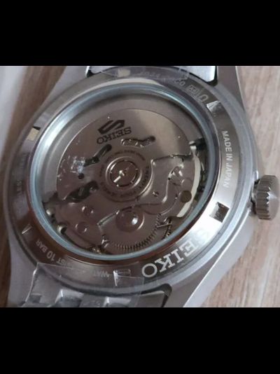 Наручные часы Seiko SSK023J1
