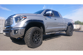 Toyota Tundra на дисках Black Rhino Shrapnel R20 9,0J ET+20 и шинах 35*12.5 R20 LT BFGoodrich Mud-Terrain T/A KM3