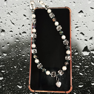 Декоративное украшение-брелок для телефона и сумки