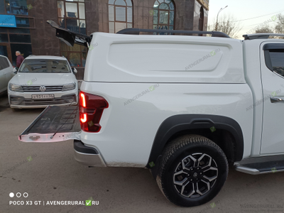 Кунг Sk3 на Changan Hunter Plus. Заводская покраска в белый цвет. С релингами на крыше.