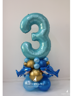 Стойка с цифрой в тематике акулы