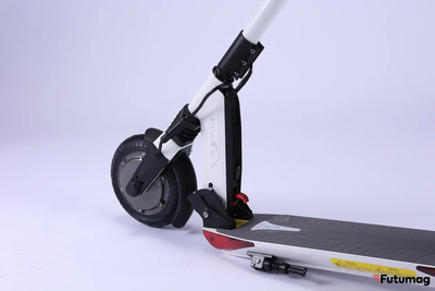 Электросамокат E-TWOW Booster SE белый