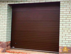 Секционные ворота Doorhan для гаража 2500-2115