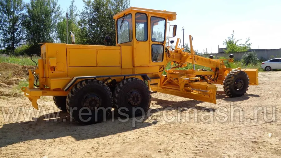 Автогрейдер ДЗ-180 после полного капремонта