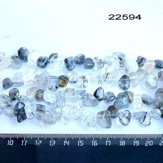 Кварц натуральный волосатик (бусины) арт.22594: с шерлом - "бабочка"