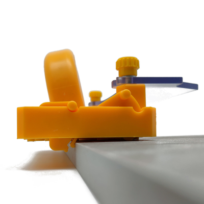 Толкатель заготовок для фрезерных и циркулярных столов