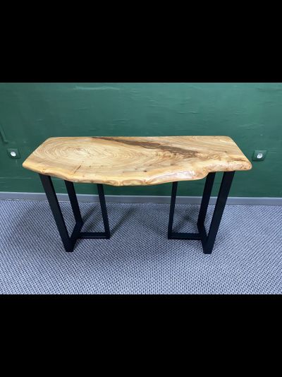 консоль из слэба карагача на ножках