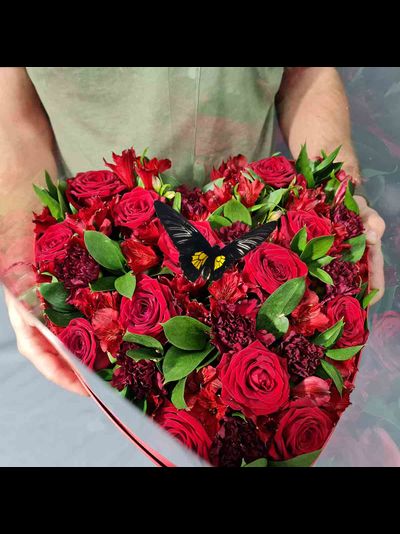 Букет с бабочкой №115