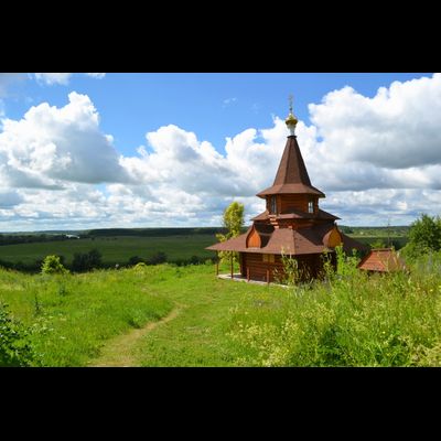 Экскурсия "Чекалин (Лихвин) – самый маленький город России + Гремячев монастырь"