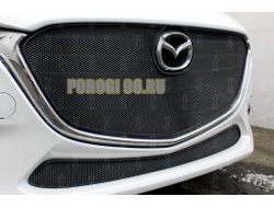 Защита радиатора Mazda 3 2019- black низ