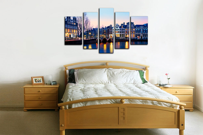 Модульная картина "Город у реки"