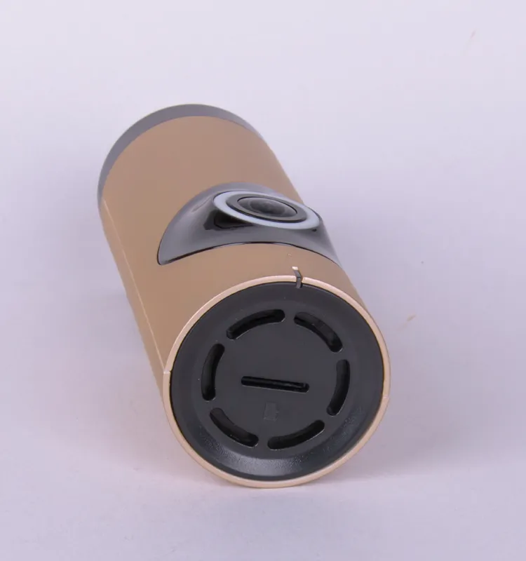 Панорамная WiFi видеокамера с углом обзора 180 на 110 градусов. Цвет золото.