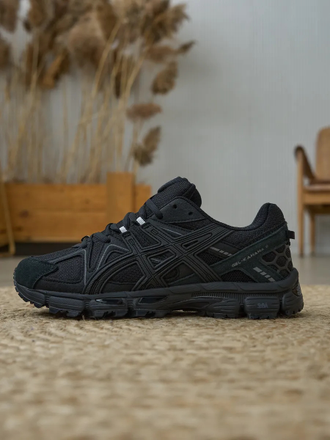 Asics Gel-Kahana 8 Black