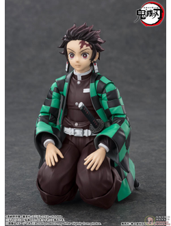 Фигурка Тандзиро Камадо (Kamado Tanjirou S.H.Figuarts)