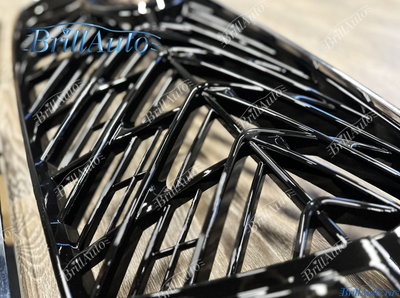 Решетка радиатора Toyota Land Cruiser 200 2015-2021 TRD хром