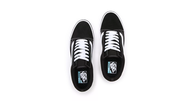Vans comfycush old skool black and white 2025